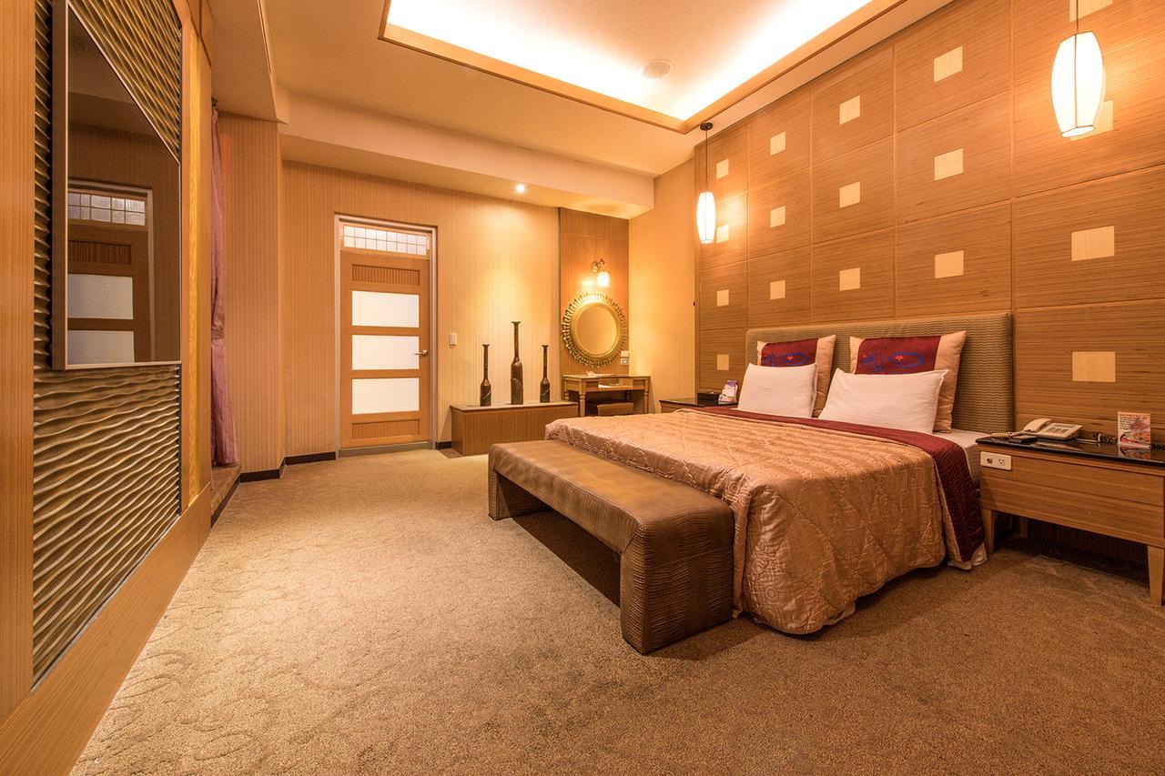 Hwu Meei Motel 타이난 외부 사진
