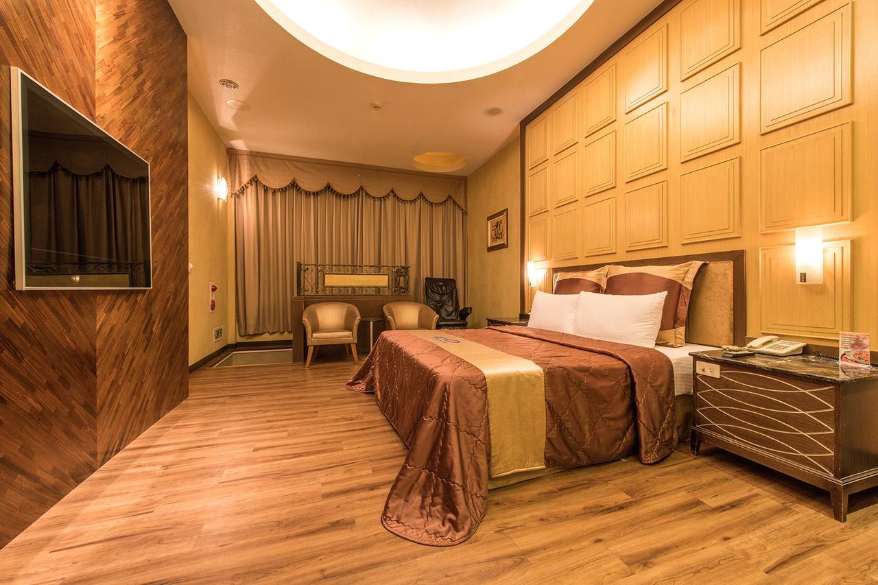 Hwu Meei Motel 타이난 외부 사진