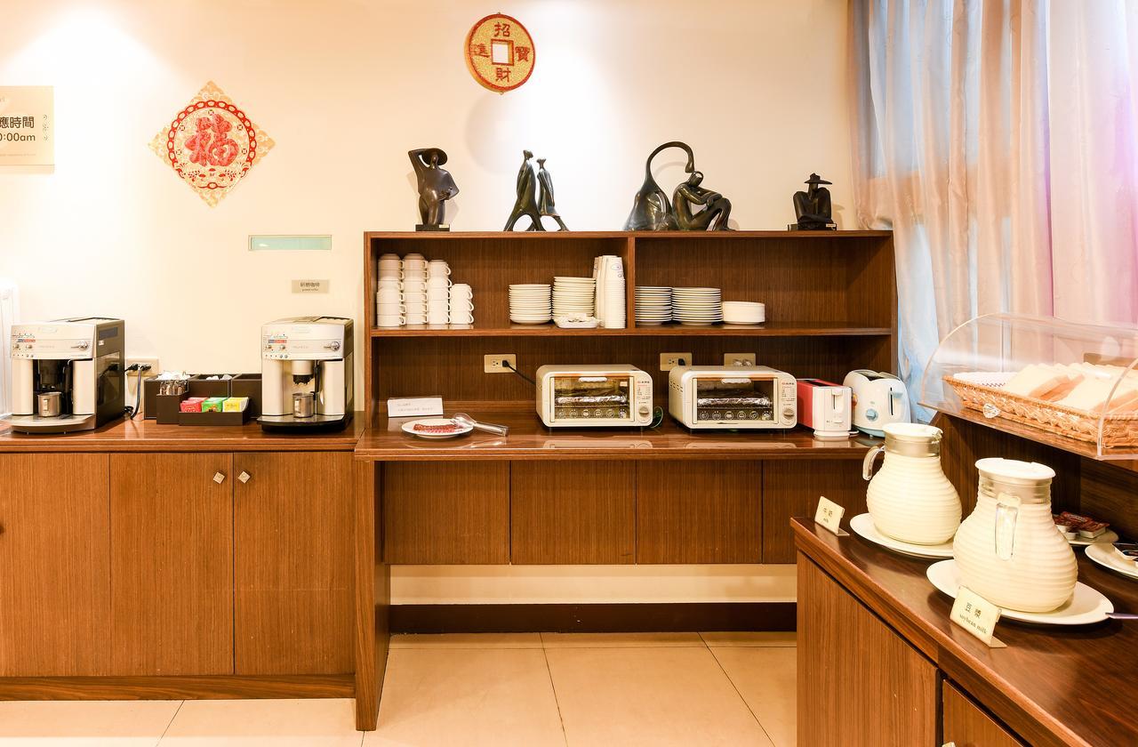 Hwu Meei Motel 타이난 외부 사진